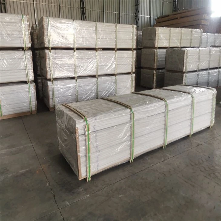 Fashion White Gesso Coated Wood Small Mouldings Shoe Or Quarter Round For Baseboard