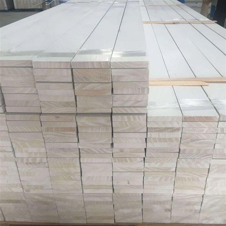 Top-ranking White Gesso Coated FJ Wooden Trim Mouldings Base Boards For The Floor